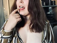 good_gierl55's Offline Chat Room