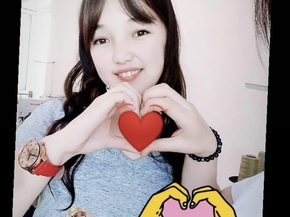 Adiya_nish0 offline chatrum