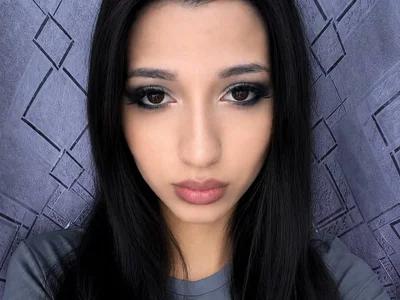 Honeycamilla - Girl 