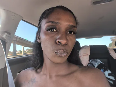 DevineBLK8 Female Americanpetite Live Webcam Sex