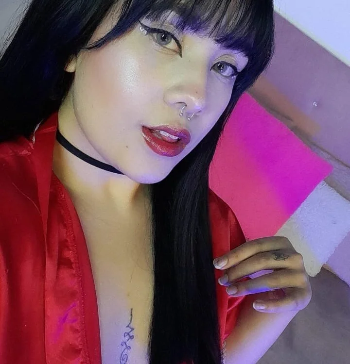 ada_sisns' Offline XXX Chat