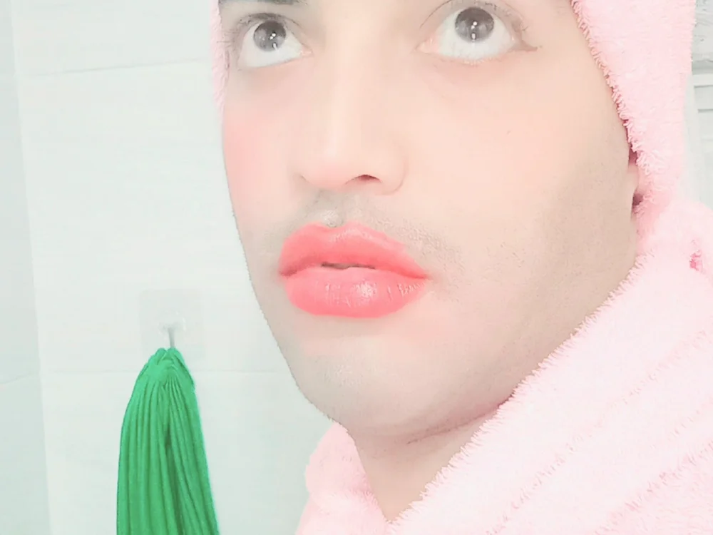 Offline XXX chat modela Mimoukaba@xh