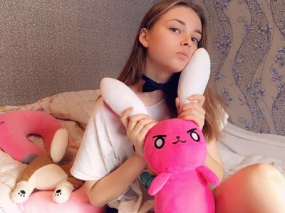 EmyMiu Female Athleticyoung Online Webcam Sex