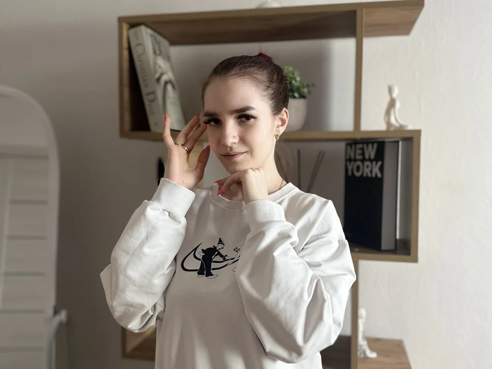 AfraDensmore offline chatrum