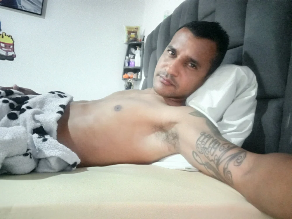 SEXCAMCAMILO27 offline chatrum