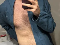 Al0neB0y01's webcam live show