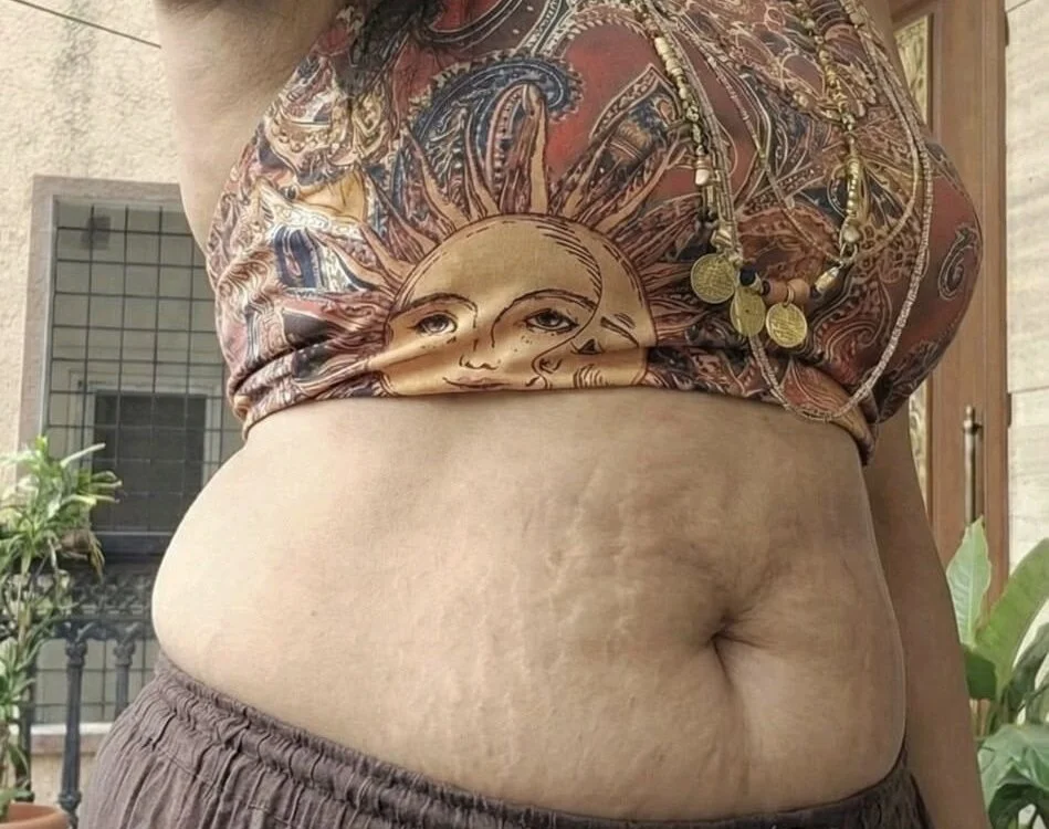 Chat XXX offline de Raagini-Devi