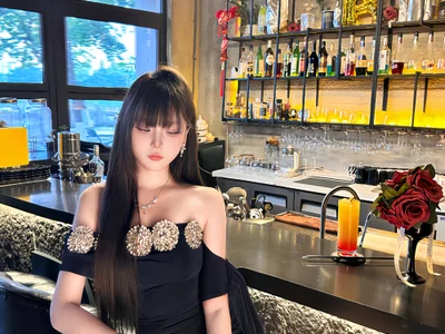 Yiyi-6688 - Girl 