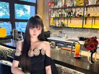 Yiyi-6688