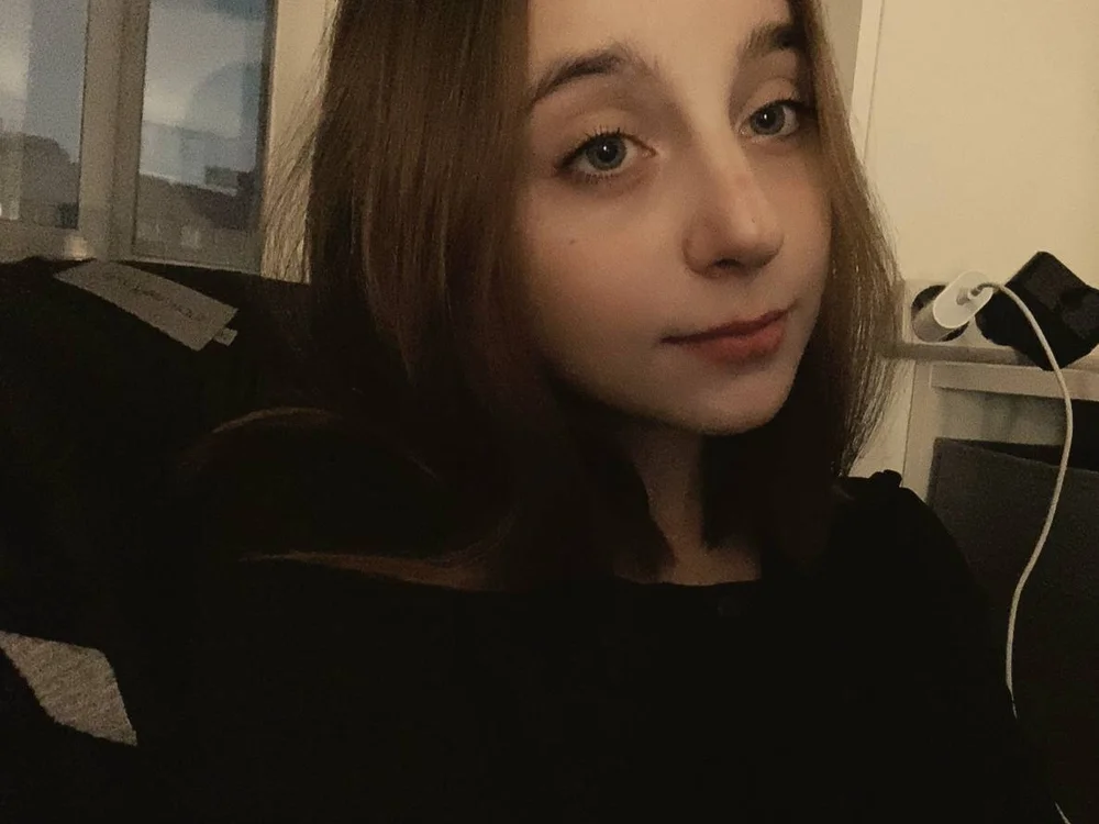 Taya_Grey's Offline Chat Room