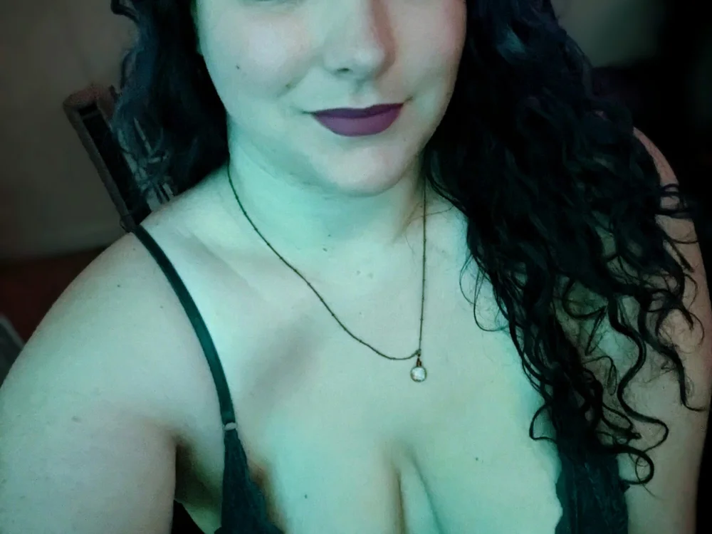 AistraHavstoff Offline XXX-chat