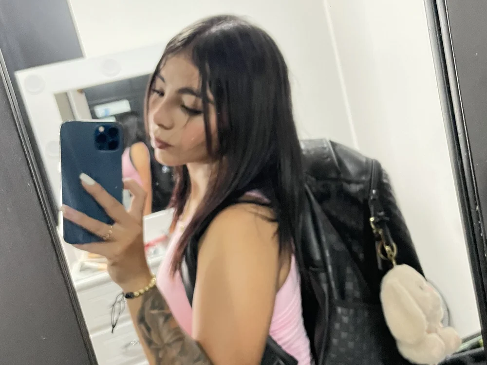 cristalblush's most recent online preview