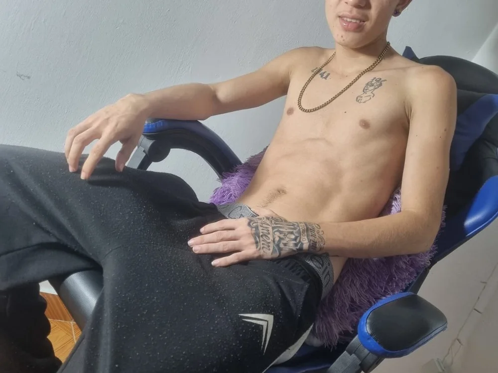 Chat +18 off-line de Yherferson_45