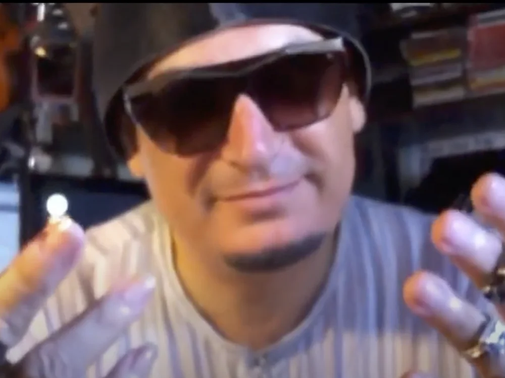 Cem59's Offline Chat Room