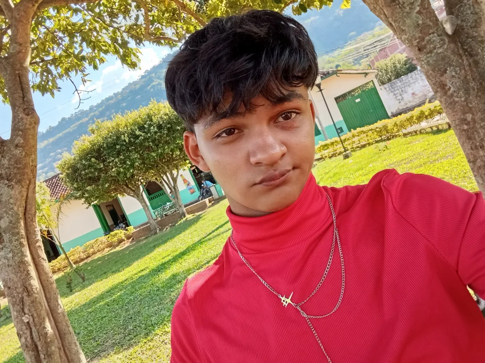 Ferchod09 Chat XXX Ngoại tuyến