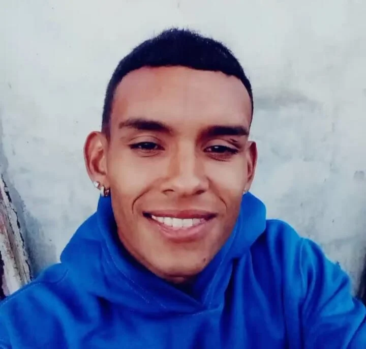 cristian-xxx-'s Offline XXX Chat