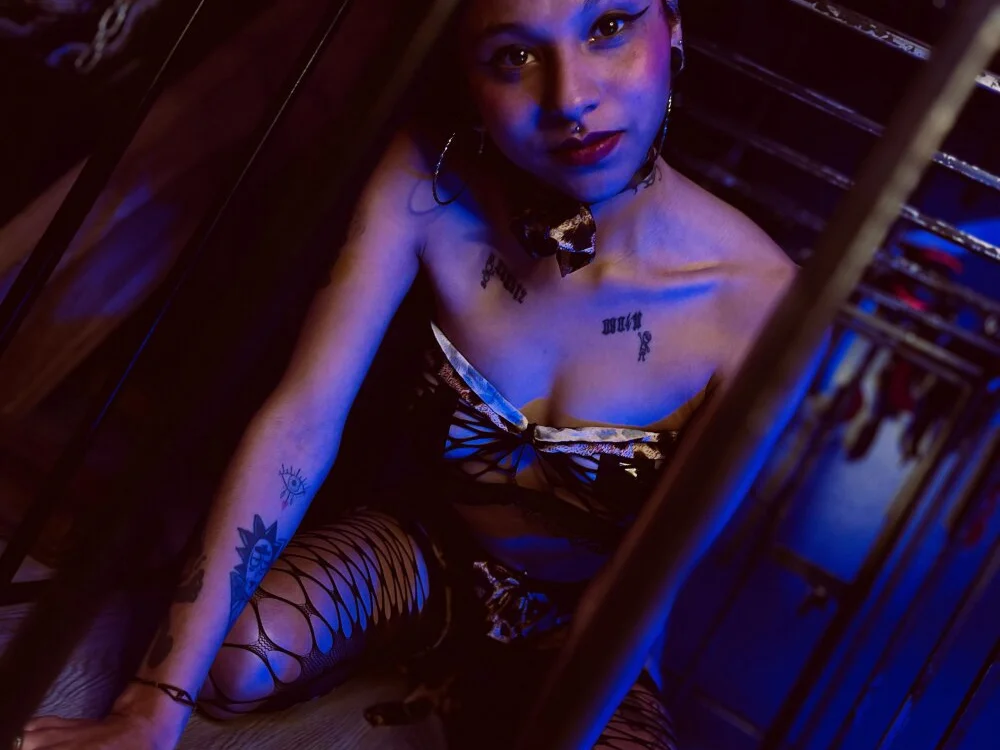 دردشة Sweettpleasure الجنسية دون اتصال