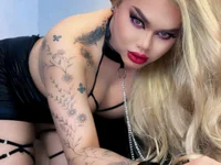 _Queen_of_Hearts_'s webcam live show