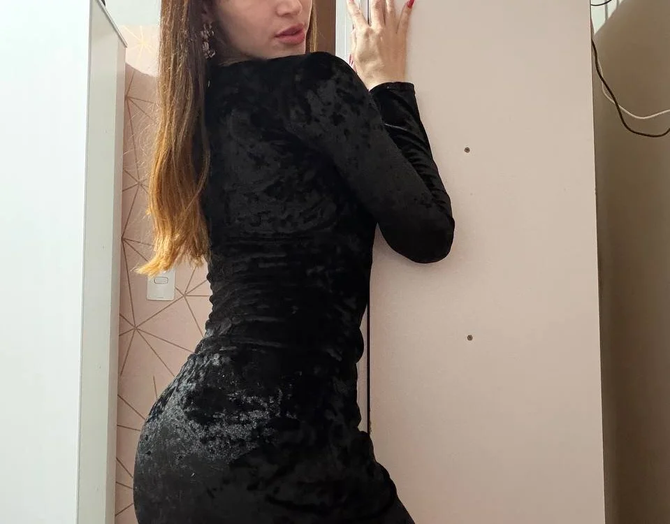 Irresistible24 离线XXX聊天