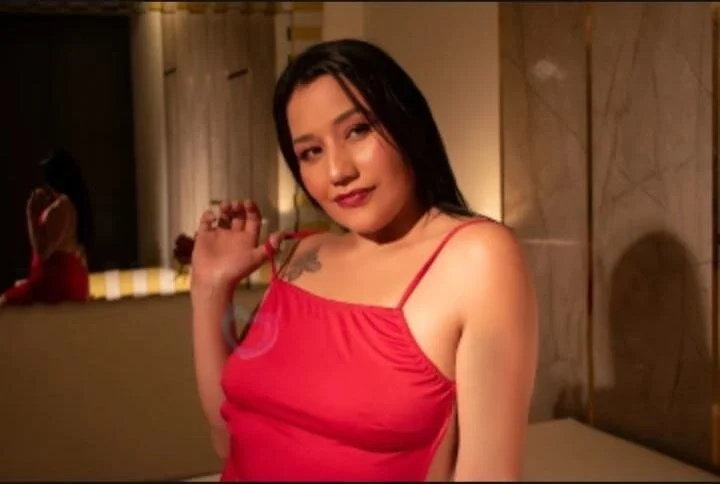 threesome_sexhard's Offline XXX Chat