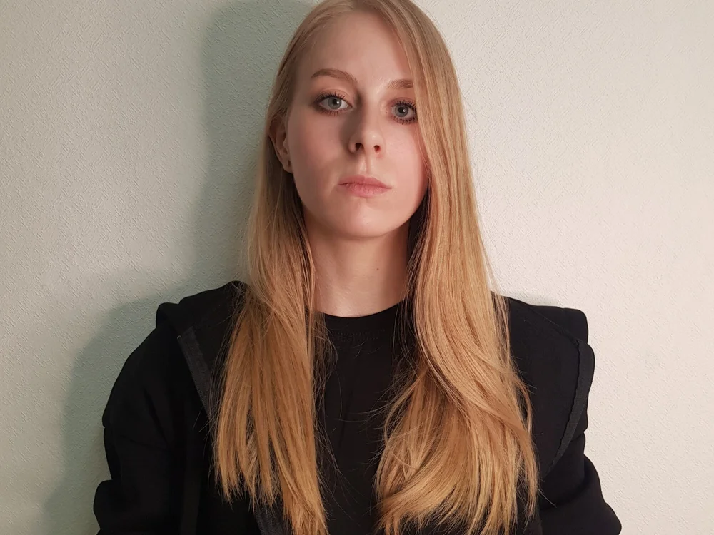 GemmaEllson's Offline Chat Room
