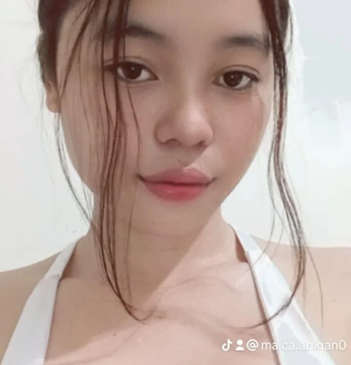 Sweethot_babe's Offline XXX Chat