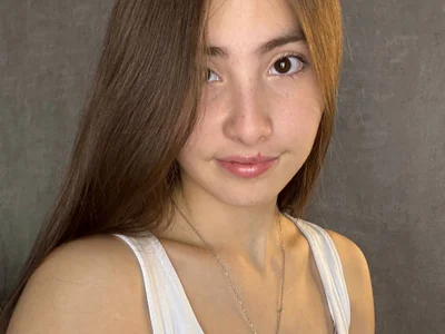 _smile_in_glow_ profile