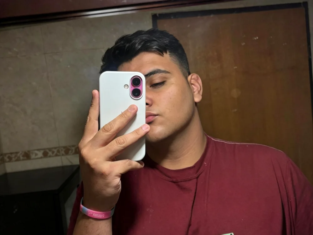 Agustincho19 Obrolan XXX Offline