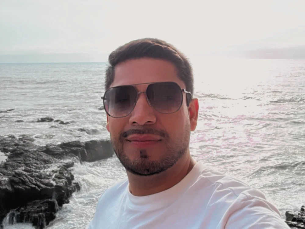 Offline XXX chat modela LaTinoCaliente87