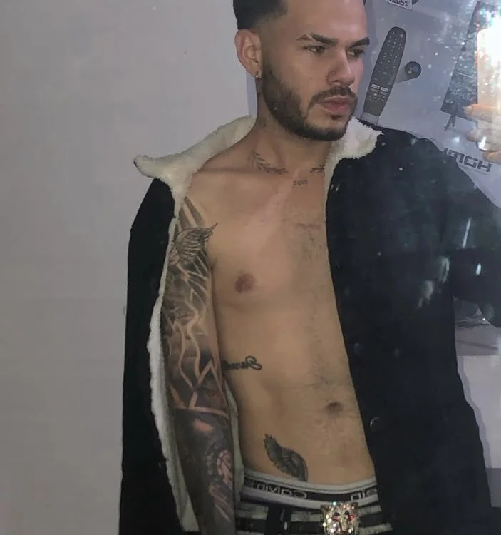 juancho-222's Offline Chat Room