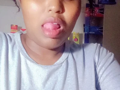 Cutie-francy profile