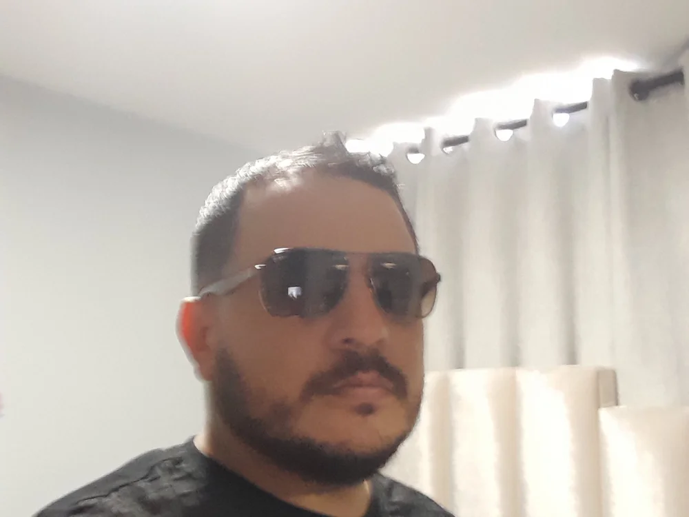 Edward80490's Offline Chat Room