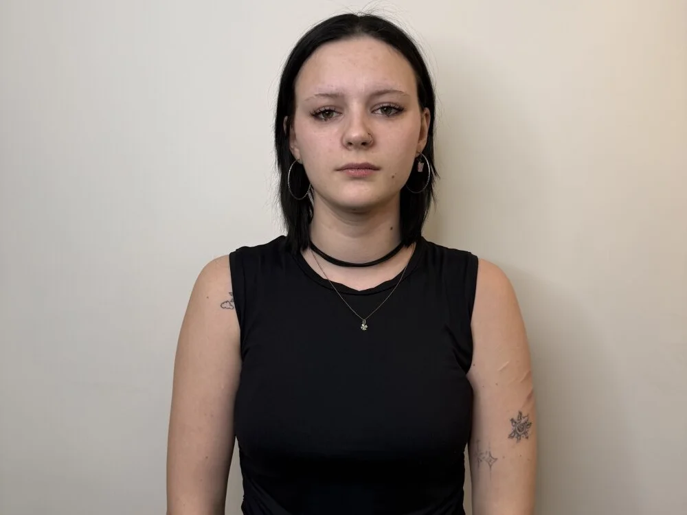 RoseDiddle Offline XXX-chat