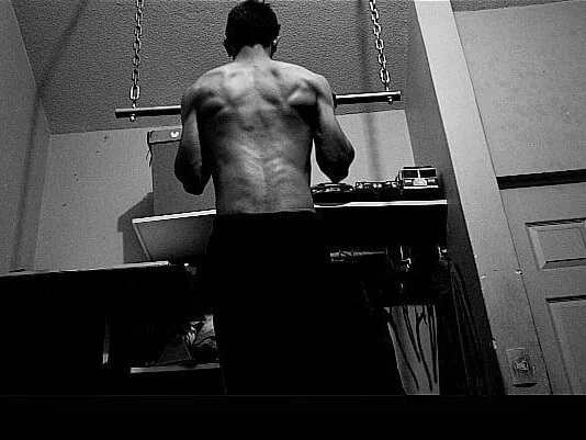 Chat +18 off-line de alexxxskinny