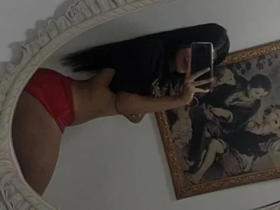 Katya_SweetGirl_18 Female Shaven Cam Striptease