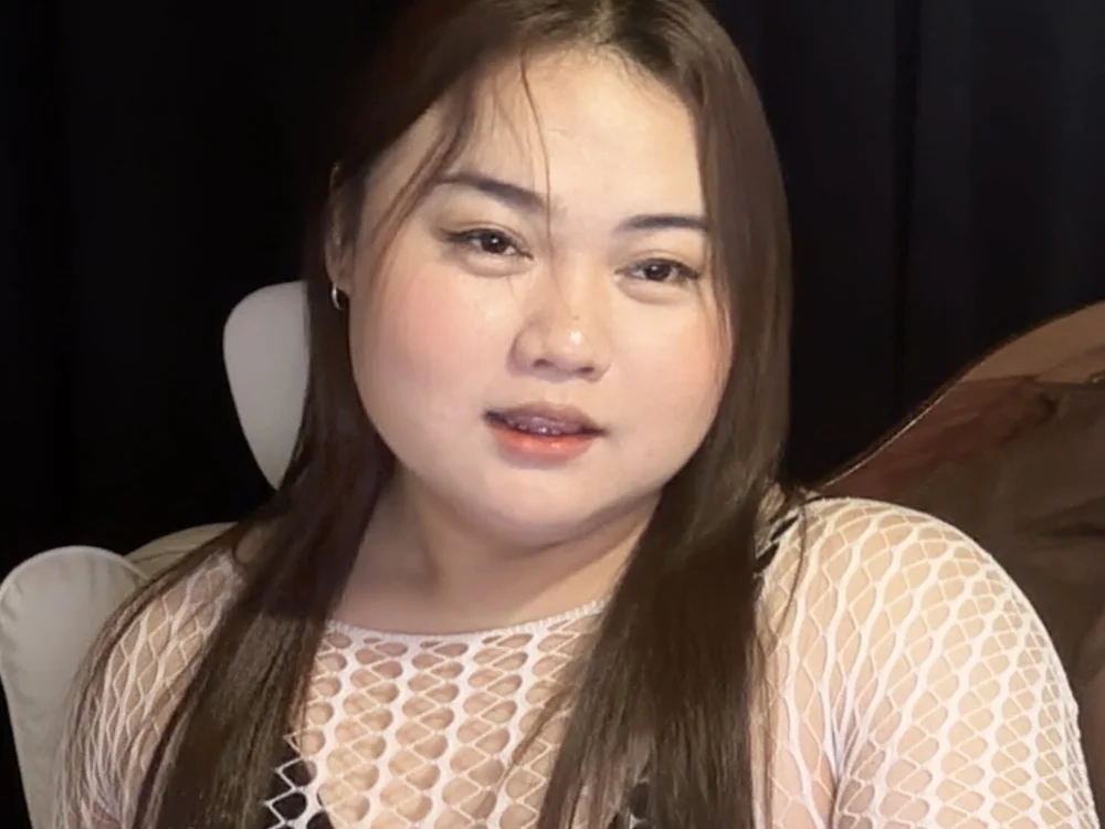 HolyBellaxxx offline chatrum
