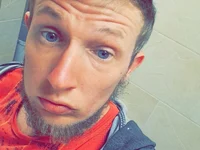 dark8in's webcam live show