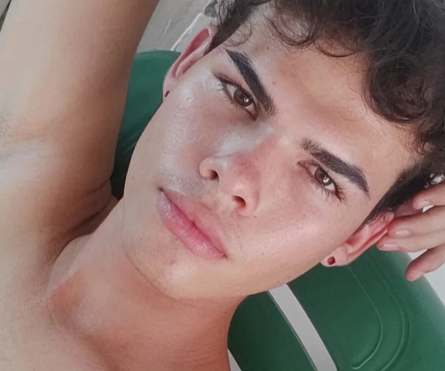 Offline chatovací místnost midnight_boyss