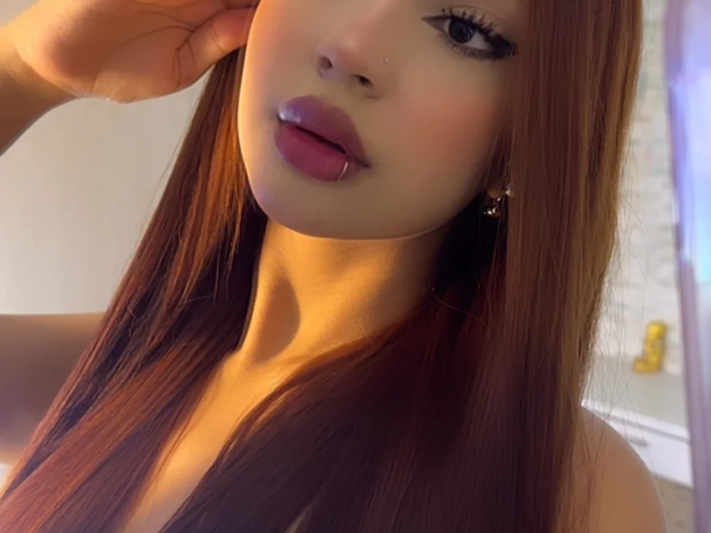 แชท XXX ออฟไลน์ของ aisha_h_