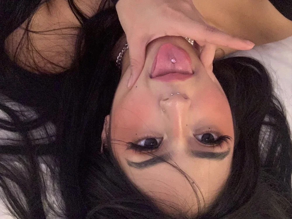 princessbambix's Offline Chat Room
