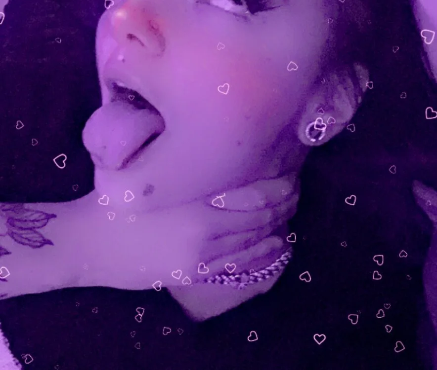 tattedcupcake Offline XXX-Chat