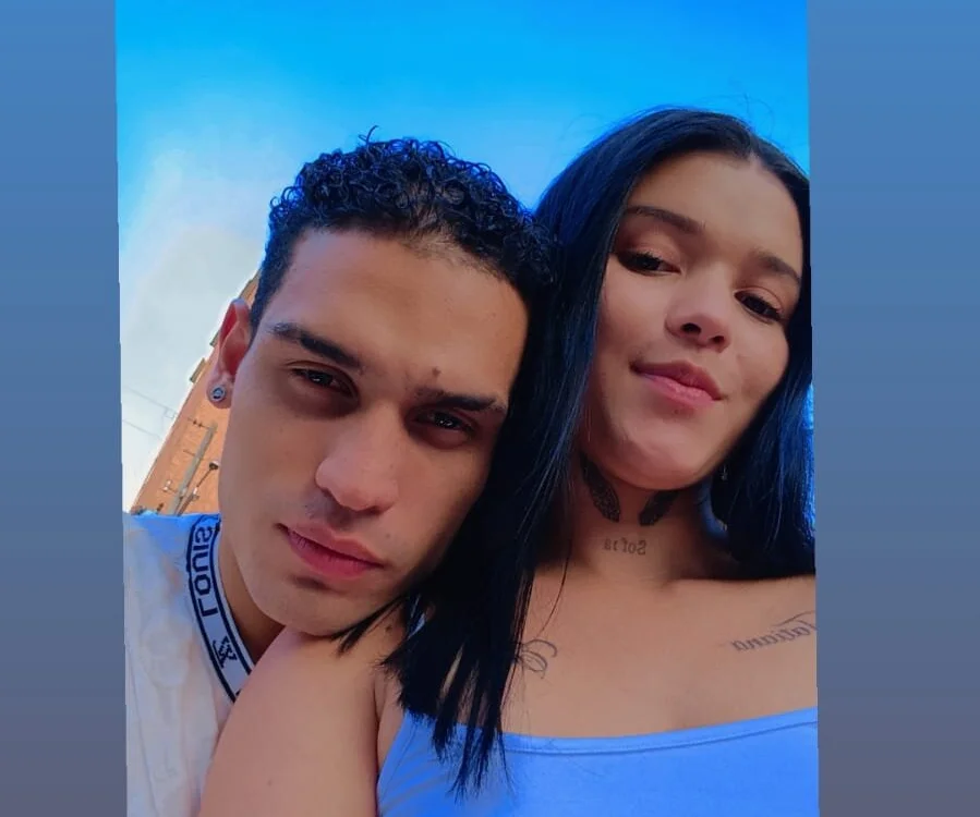 แชท XXX ออฟไลน์ของ AmelieandAxell