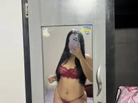 Nessa18 live cam