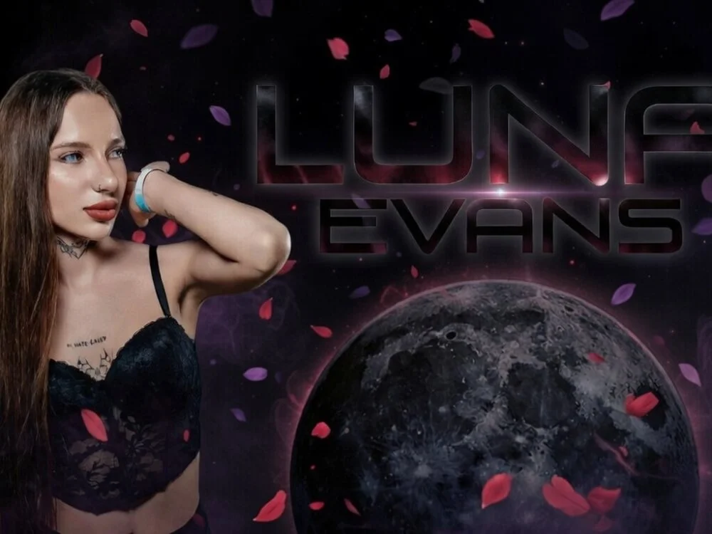 Luna_EvansXXX Adlı Modelin Çevrimdışı XXX Sohbeti