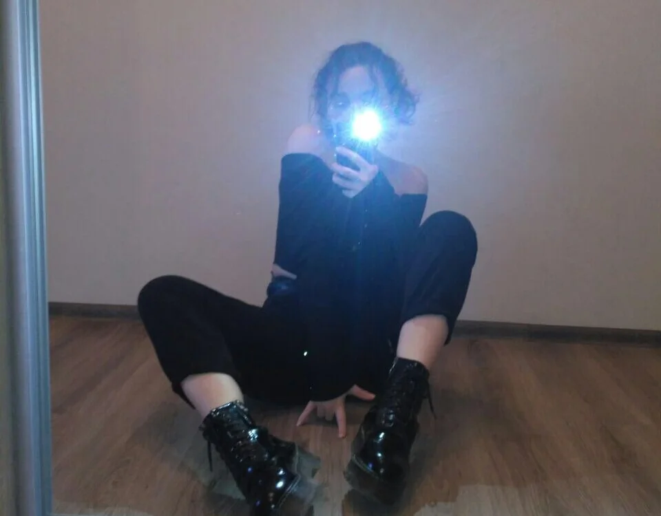 AmandaBlack77's Offline XXX Chat