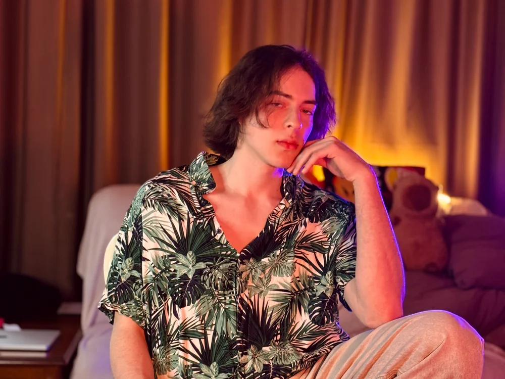 The_adam_king Chat XXX offline