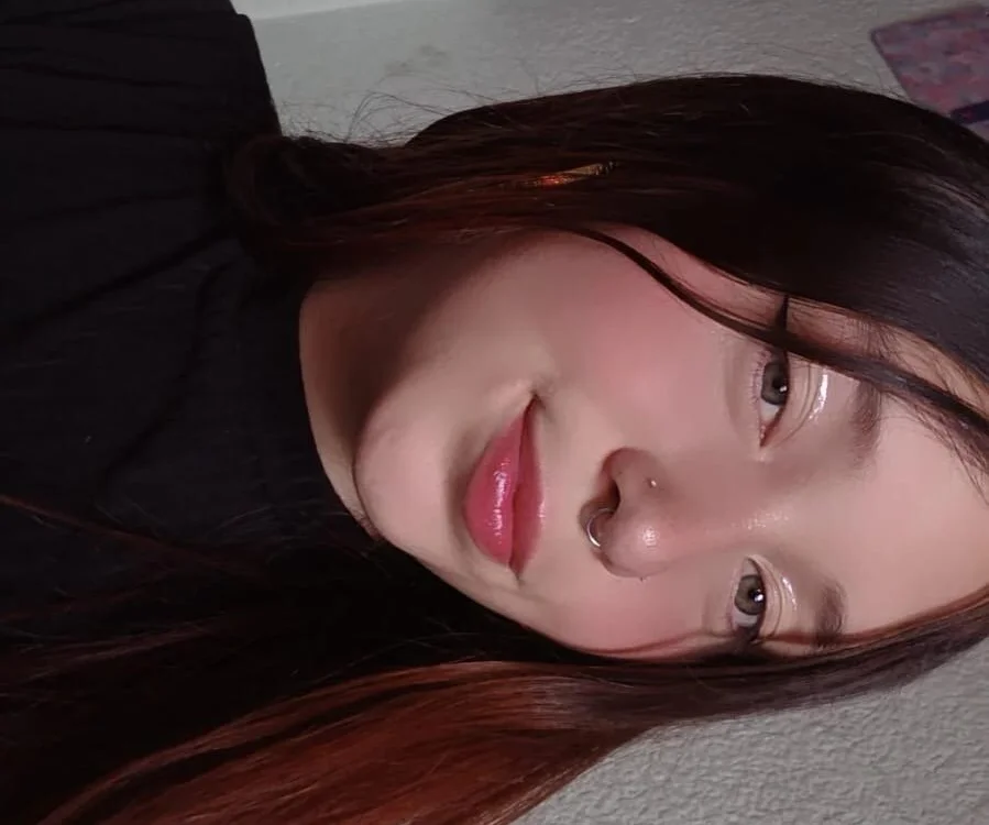 Stefany_pink10's Offline XXX Chat