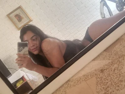 ZuriVee Female Spanishspeaking Free Cam XXX
