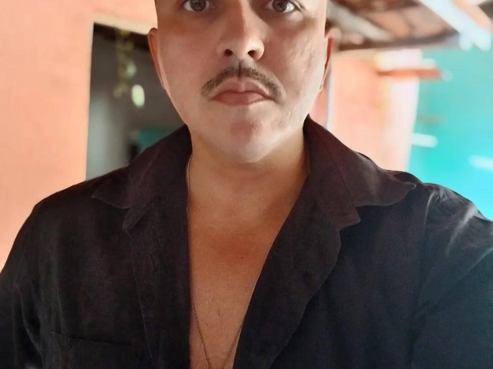 foto de capa de larissacortez