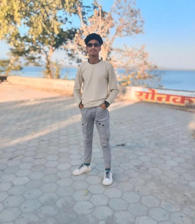 divy4667 Chat XXX Ngoại tuyến